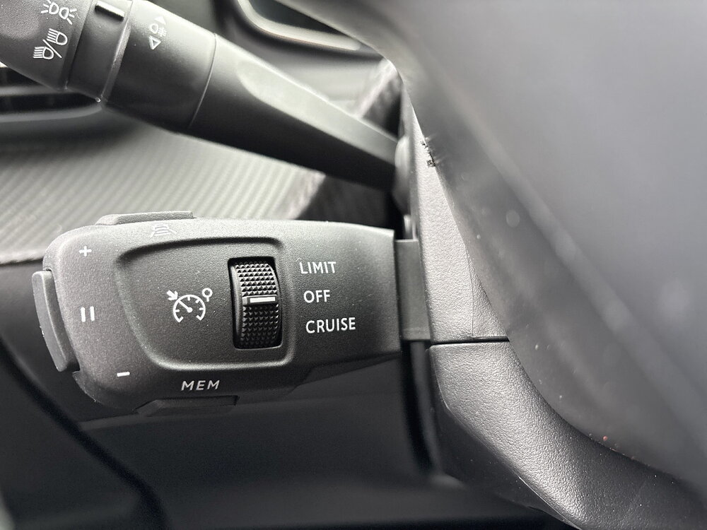 Occasion PEUGEOT 2008 2008 Electrique 54 kWh 156 ch - Allure