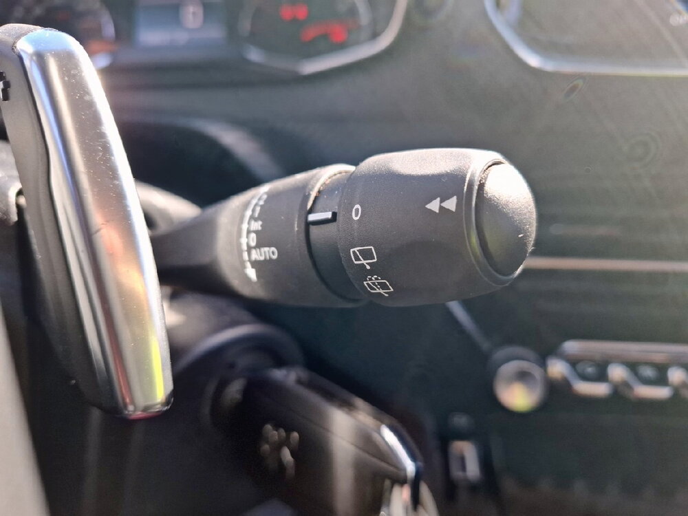 Occasion PEUGEOT 208 208 PureTech 100 S&S EAT8 - Allure