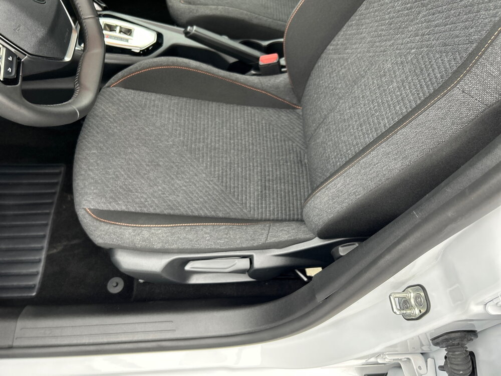 Occasion PEUGEOT 208 208 Hybrid 110 ch e-DCS6 - Style