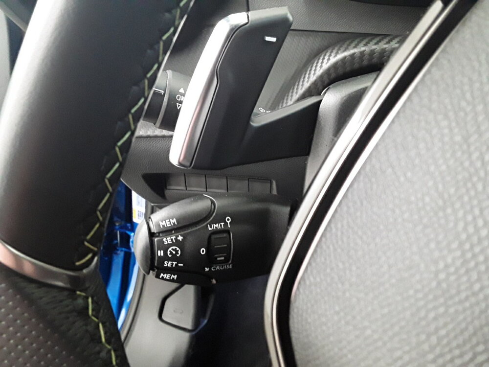 Occasion PEUGEOT 2008 2008 PureTech 130 S&S EAT8 - GT