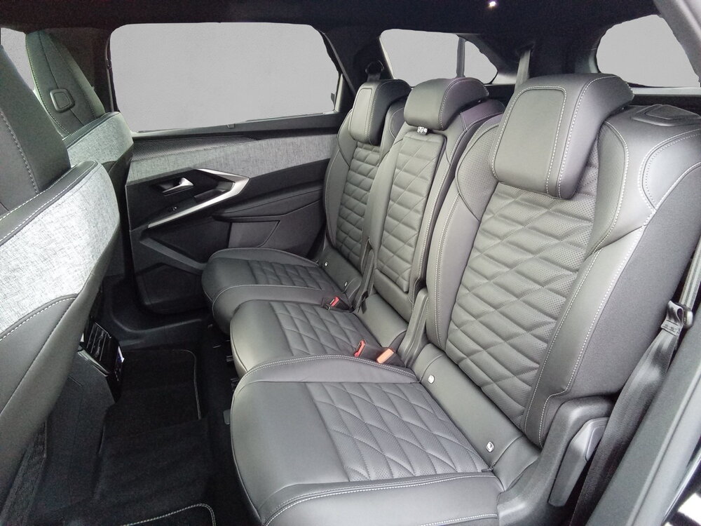 Occasion PEUGEOT 5008 5008 Hybrid 145 ch e-DCS6 - GT Exclusive