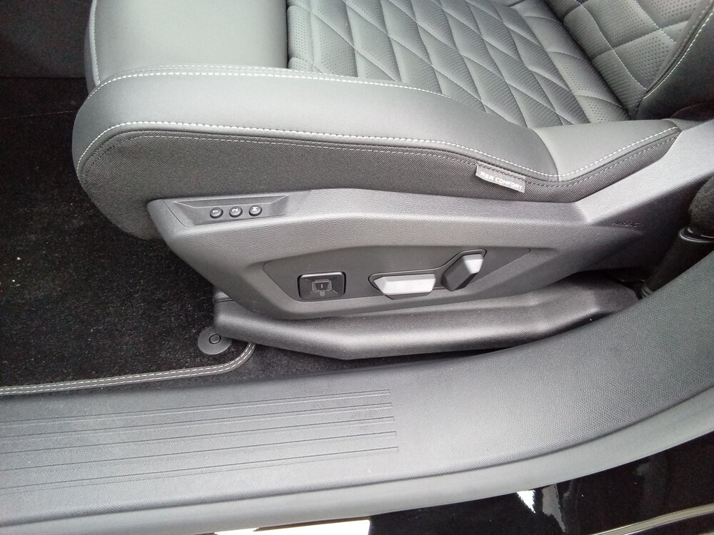 Occasion PEUGEOT 5008 5008 Hybrid 145 ch e-DCS6 - GT Exclusive