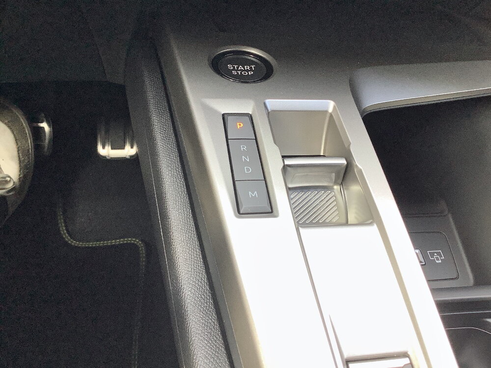 Occasion PEUGEOT 408 408 Hybrid 145 e-DCS6 - GT