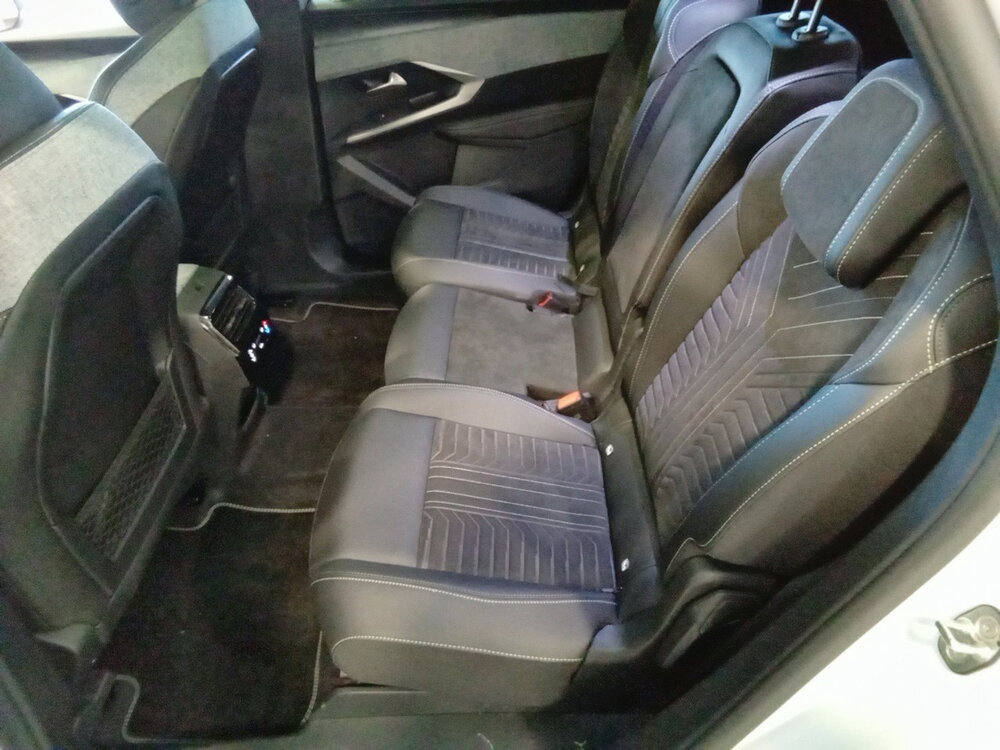Occasion PEUGEOT 5008 5008 Hybrid 145 ch e-DCS6 - GT Exclusive