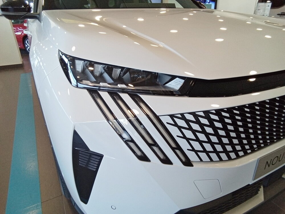 Occasion PEUGEOT 5008 5008 Hybrid 145 ch e-DCS6 - GT Exclusive