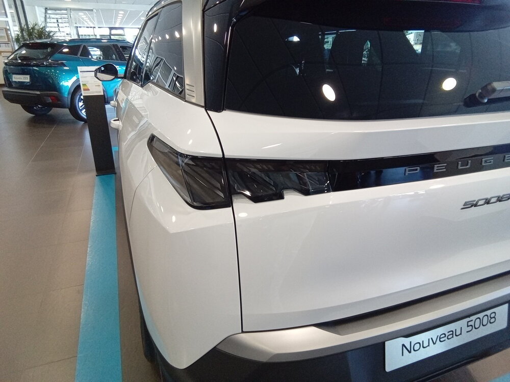 Occasion PEUGEOT 5008 5008 Hybrid 145 ch e-DCS6 - GT Exclusive