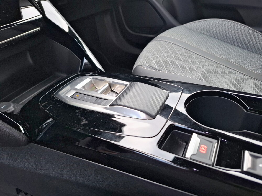 Occasion PEUGEOT 2008 2008 Hybrid 136 e-DCS6 - Allure