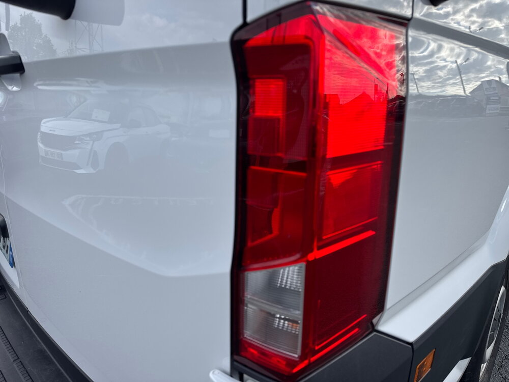 Occasion VOLKSWAGEN Crafter Van CRAFTER VAN 30 L3H3 2.0 TDI 140 CH - BUSINESS