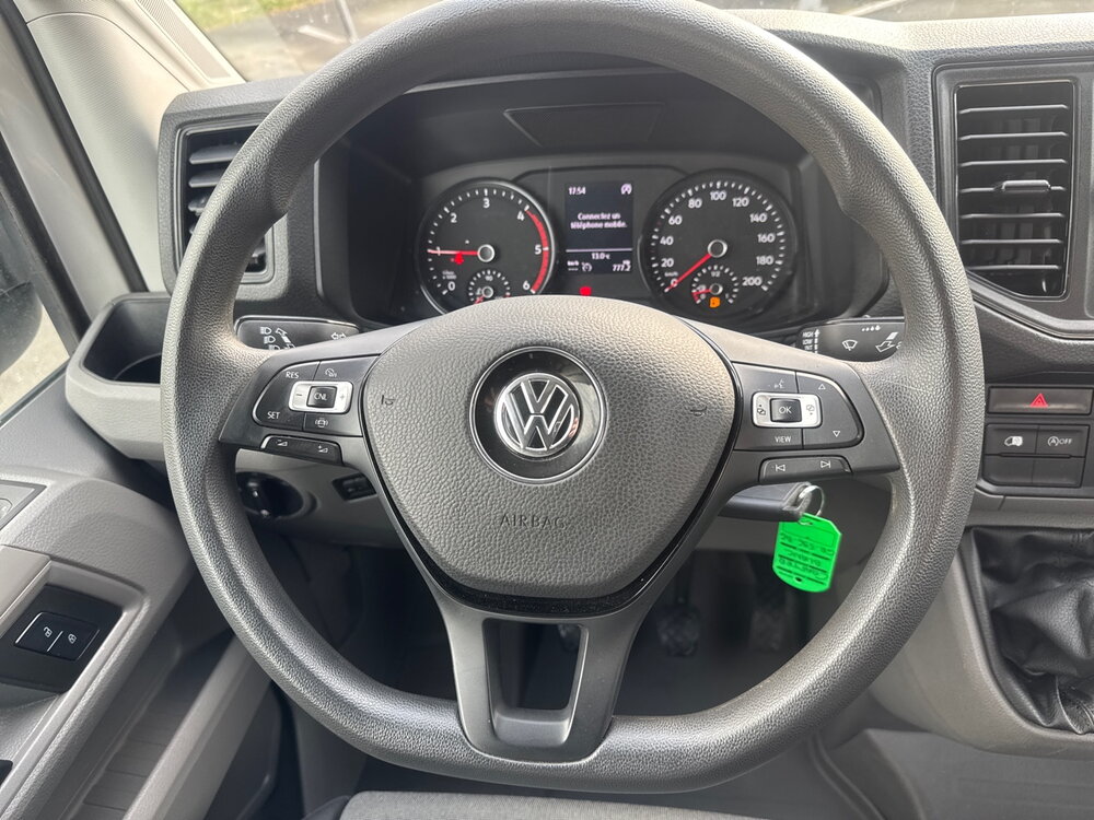 Occasion VOLKSWAGEN Crafter Van CRAFTER VAN 30 L3H3 2.0 TDI 140 CH - BUSINESS