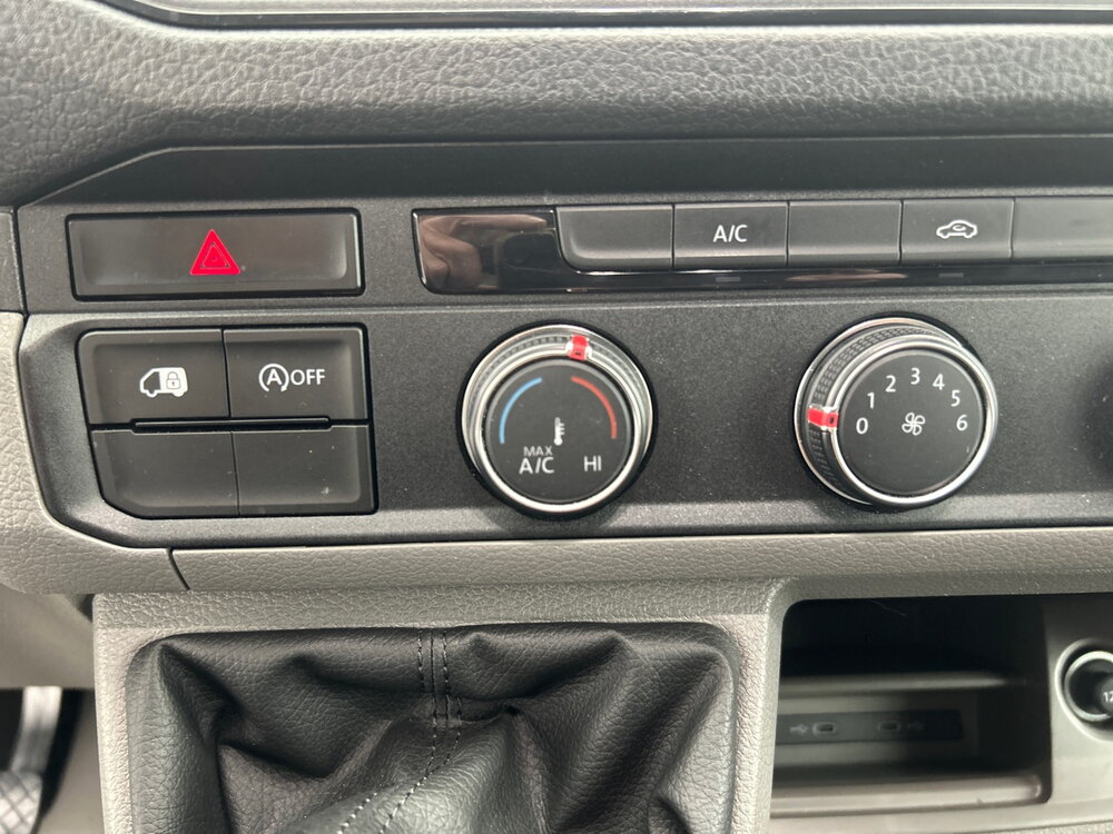 Occasion VOLKSWAGEN Crafter Fg CRAFTER VAN 30 L3H3 2.0 TDI 140 CH - BUSINESS