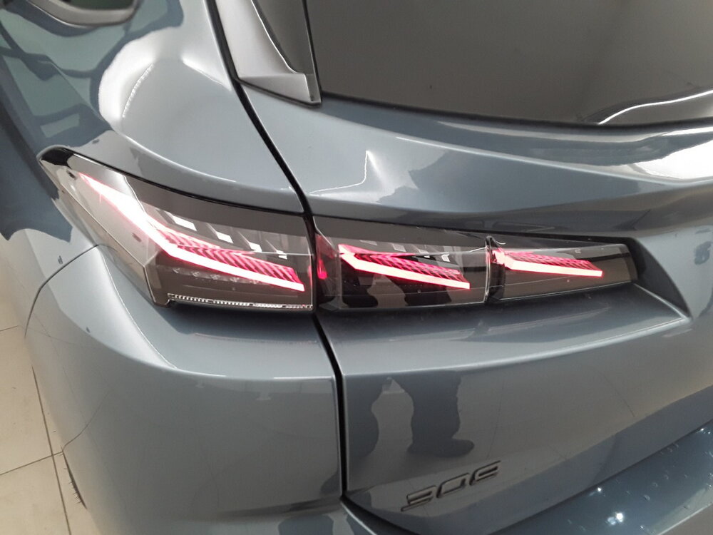 Occasion PEUGEOT 308 308 SW Hybrid 145 e-DCS6 - Allure