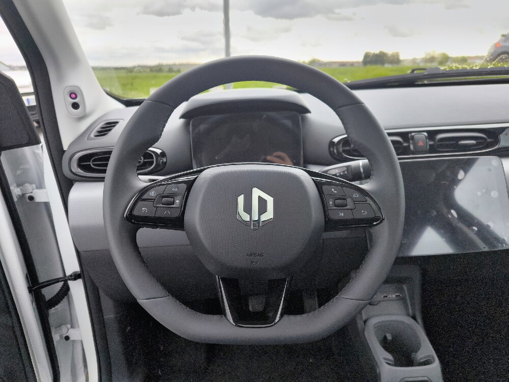 Occasion LEAPMOTOR T03 T03 - Design