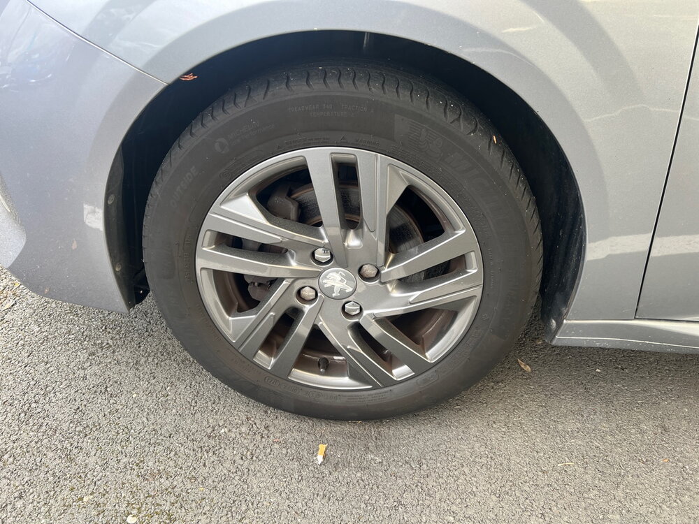 Occasion PEUGEOT 208 208 PureTech 100 S&S EAT8 - Style