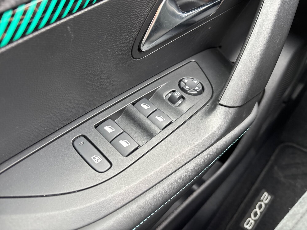 Occasion PEUGEOT 2008 2008 PureTech 130 S&S EAT8 - Allure Pack