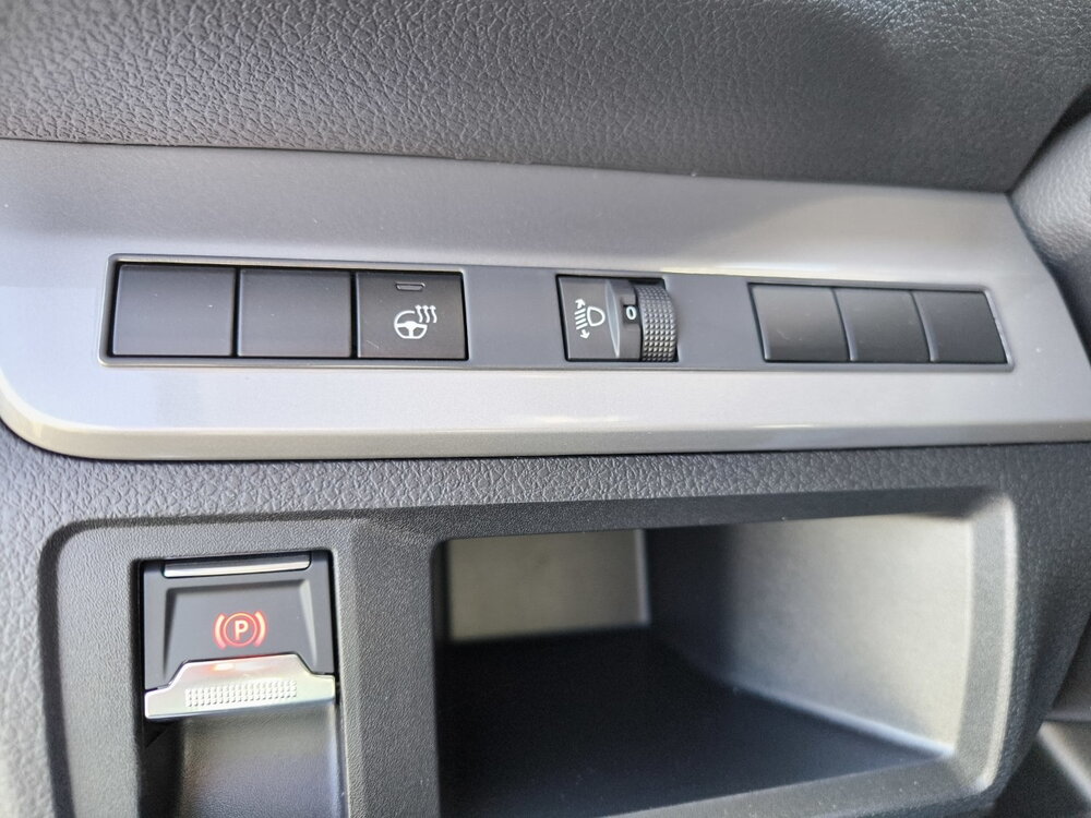 Occasion PEUGEOT Expert EXPERT CA FIXE M DIESEL 180 CH AUTOMATIQUE - TECH EDITION