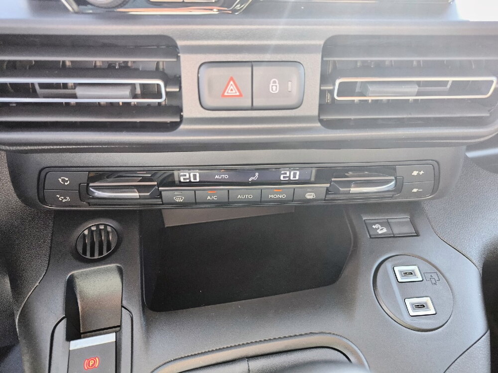 Occasion PEUGEOT Partner PARTNER FGN DIESEL 100 CH M MANUELLE - PRO SKILL