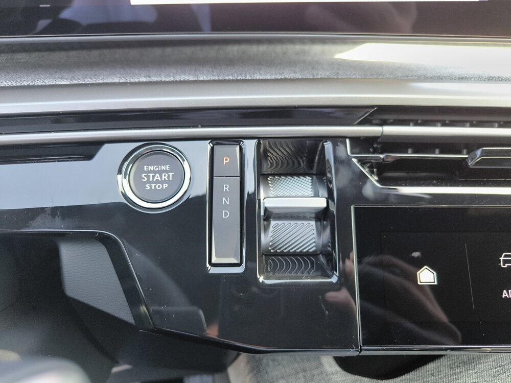 Occasion PEUGEOT 3008 3008 Electrique 210 ch 73 kWh - Allure