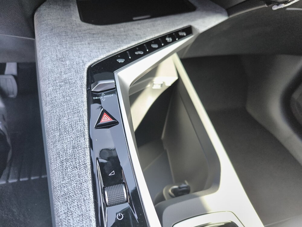 Occasion PEUGEOT 3008 3008 Electrique 210 ch 73 kWh - Allure