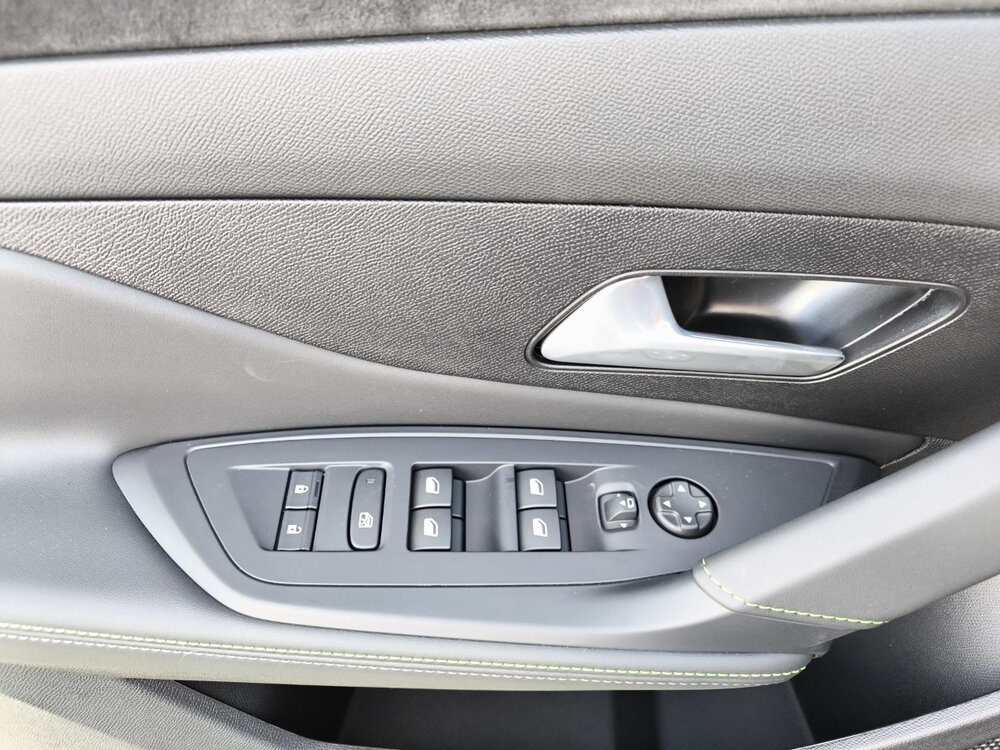 Occasion PEUGEOT 408 408 Hybrid 145 e-DCS6 - GT