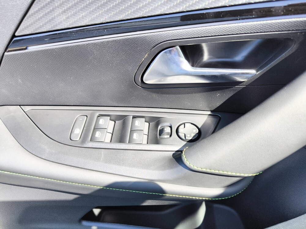 Occasion PEUGEOT 2008 2008 Electrique 54 kWh 156 ch - GT