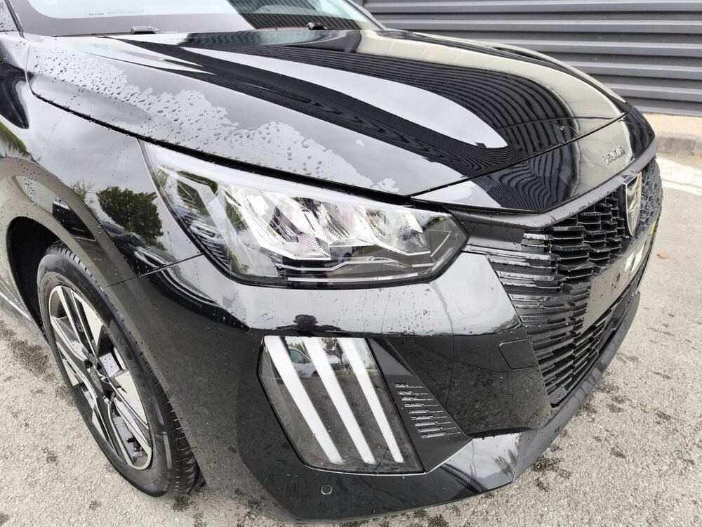 Occasion PEUGEOT 208 208 Hybrid 110 ch e-DCS6 - série spéciale EDITION