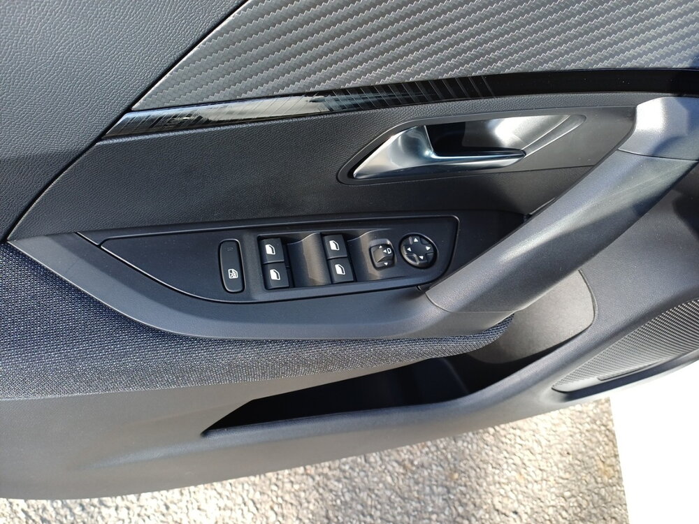 Occasion PEUGEOT 2008 2008 Hybrid 110 e-DCS6 - Edition