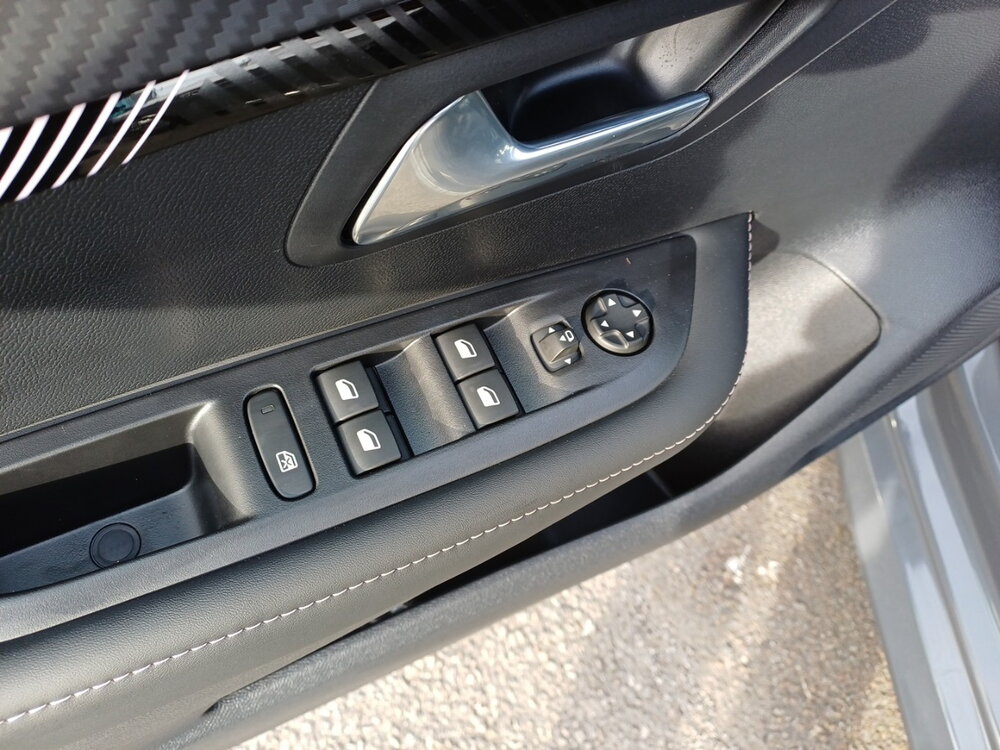 Occasion PEUGEOT 208 208 Electrique 54 kWh 156ch - Allure