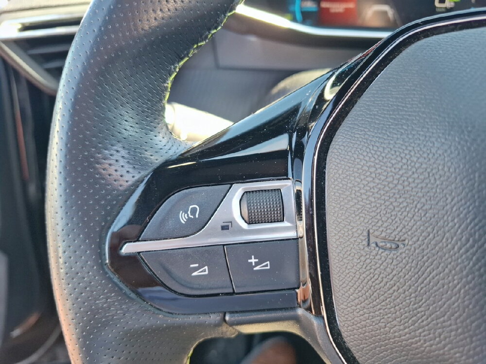 Occasion PEUGEOT 2008 2008 Electrique 136 ch - GT