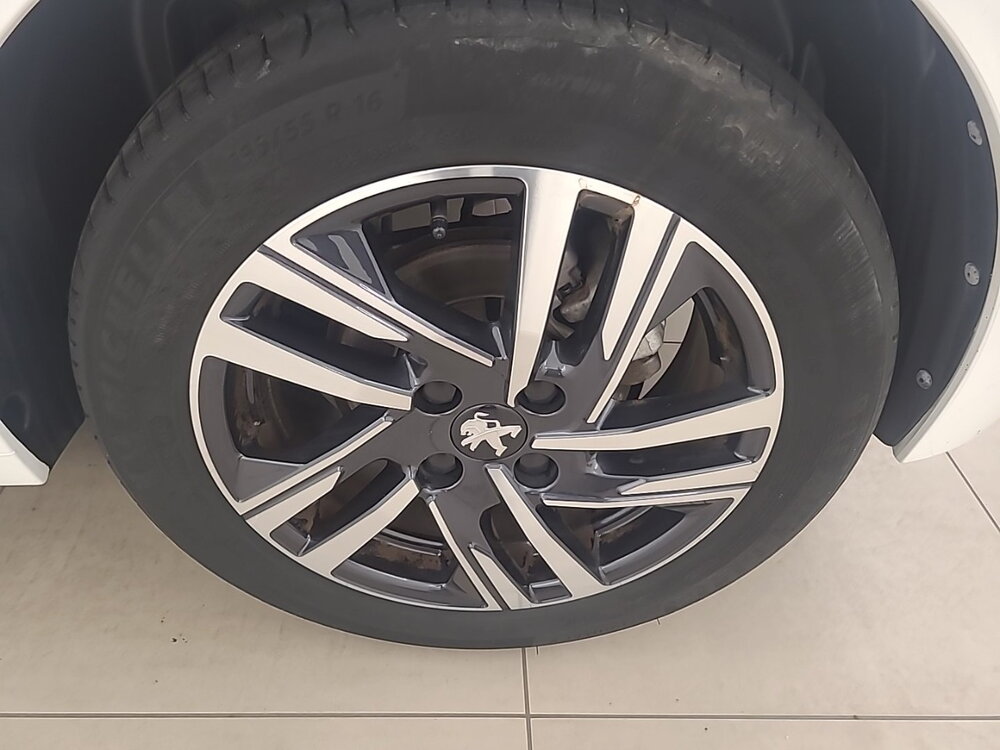 Occasion PEUGEOT 208 208 PureTech 100 S&S EAT8 - Style
