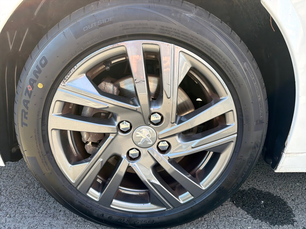 Occasion PEUGEOT 208 208 PureTech 100 S&S EAT8 - Style