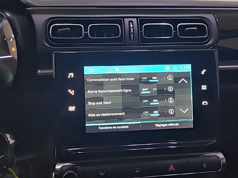 Occasion CITROEN C3 C3 BlueHDi 100 S&S BVM6 - Shine
