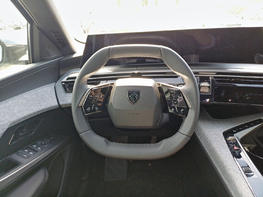 Occasion PEUGEOT 3008 3008 Electrique 210 ch 73 kWh - Allure