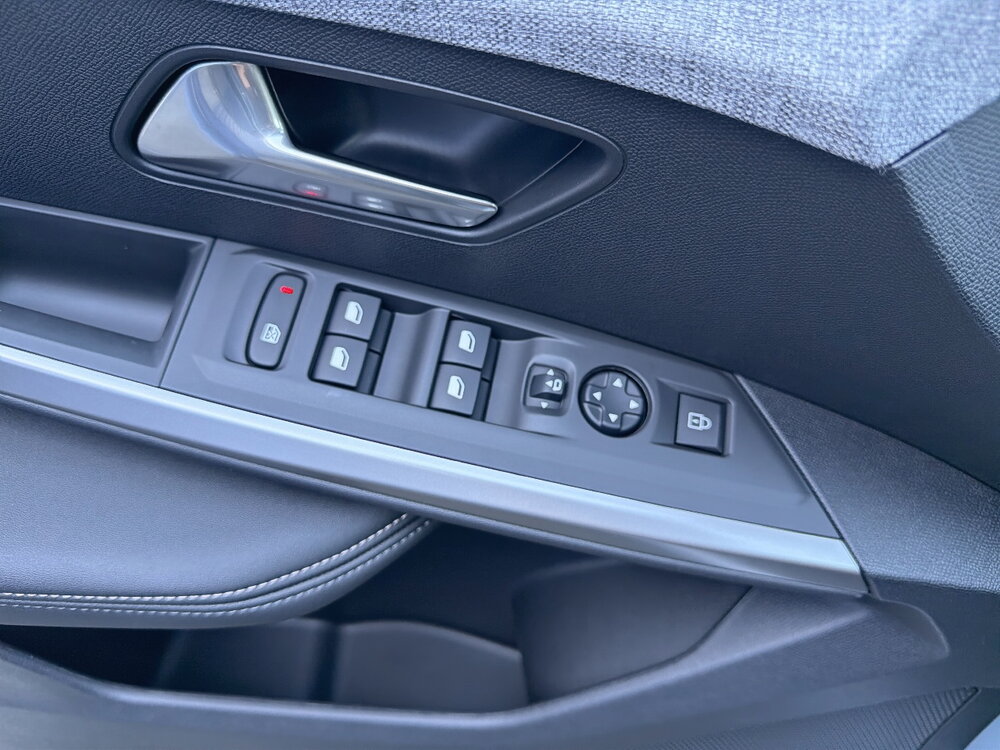 Occasion PEUGEOT 3008 3008 Hybrid 145 e-DCS6 - Allure