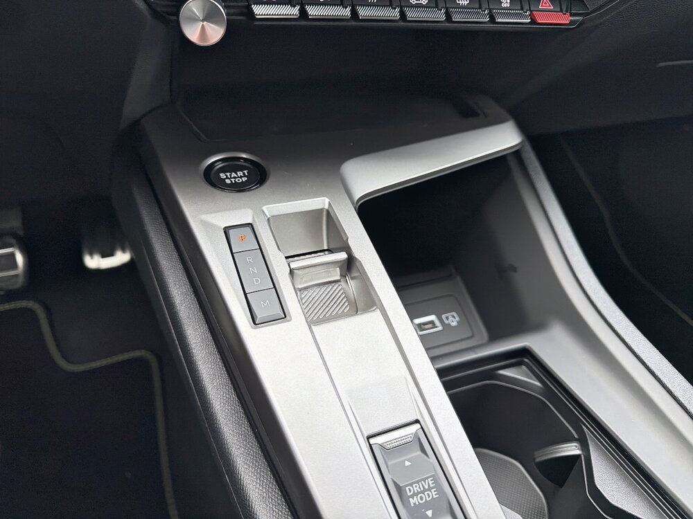 Occasion PEUGEOT 408 408 Hybrid 145 e-DCS6 - GT