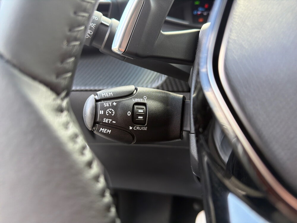 Occasion PEUGEOT 208 208 Hybrid 110 ch e-DCS6 - Allure