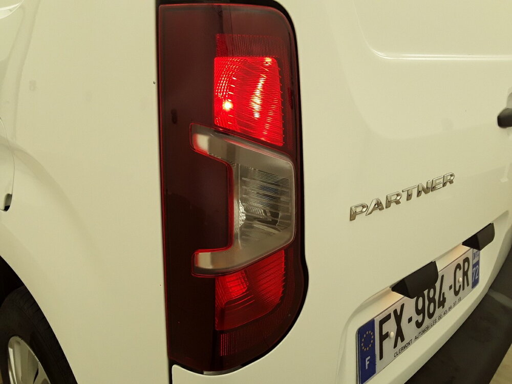 Occasion PEUGEOT Partner PARTNER FOURGON STANDARD 1000 KG BLUEHDI 130 S&S EAT8 - ASPHALT
