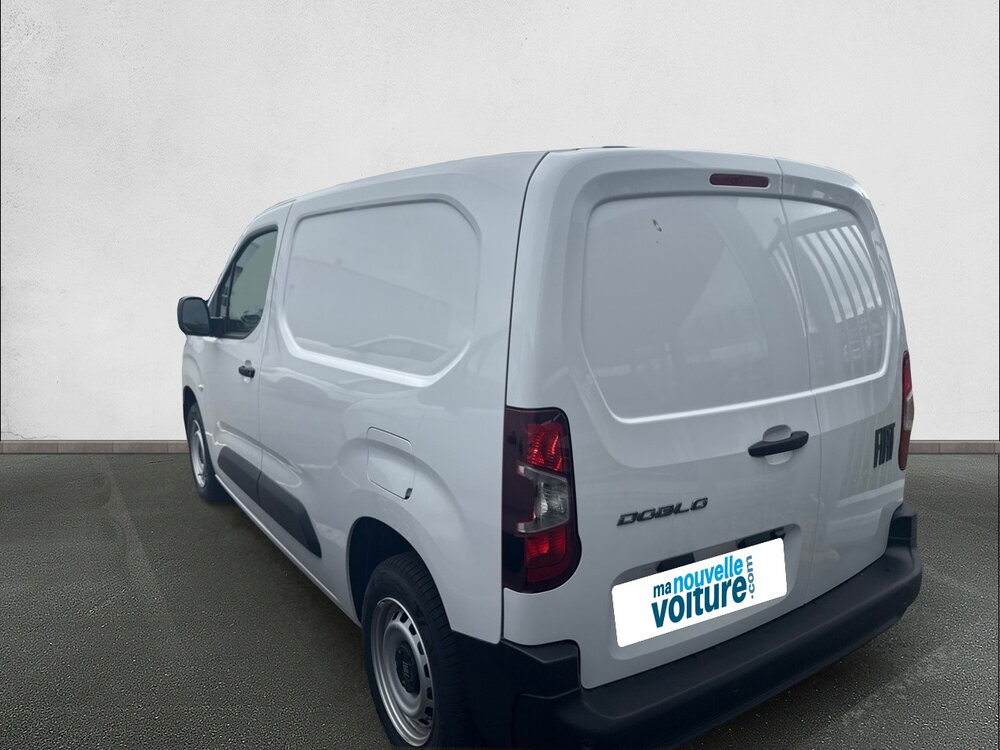Occasion FIAT Doblo DOBLO FOURGON TAILLE M 1000 KG BLUEHDI 100 S&S BVM6