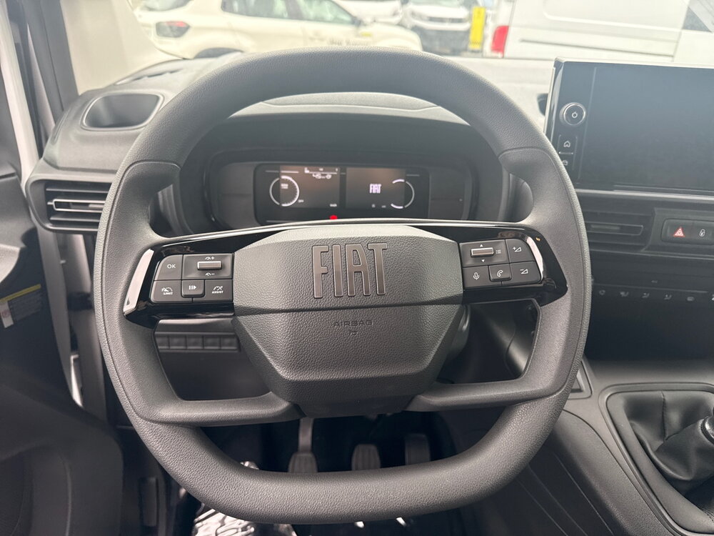 Occasion FIAT Doblo DOBLO FOURGON TAILLE M 1000 KG BLUEHDI 100 S&S BVM6