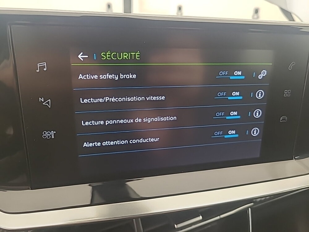 Occasion PEUGEOT 2008 2008 Electrique 136 ch - Allure