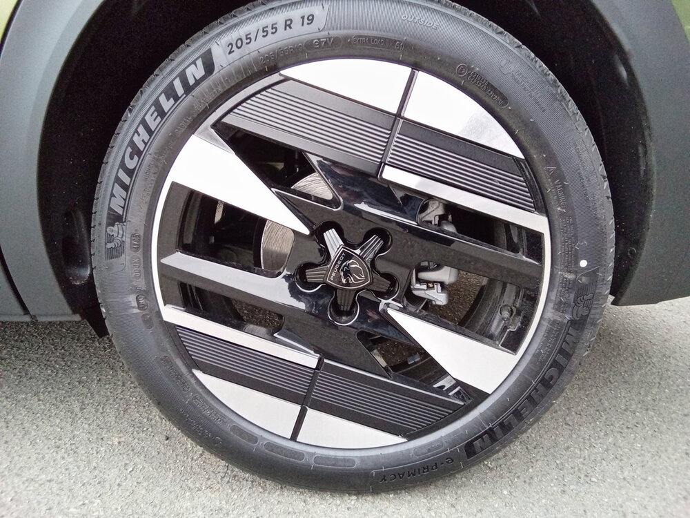 Occasion PEUGEOT 408 408 Hybrid 145 e-DCS6 - GT