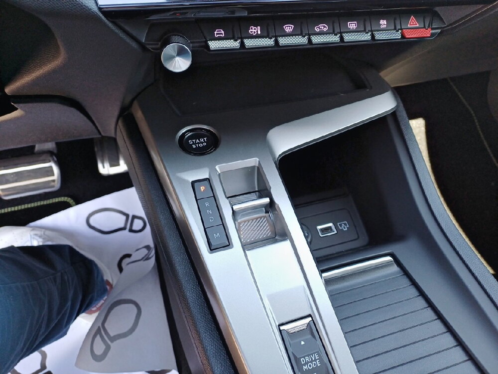 Occasion PEUGEOT 408 408 Hybrid 145 e-DCS6 - GT