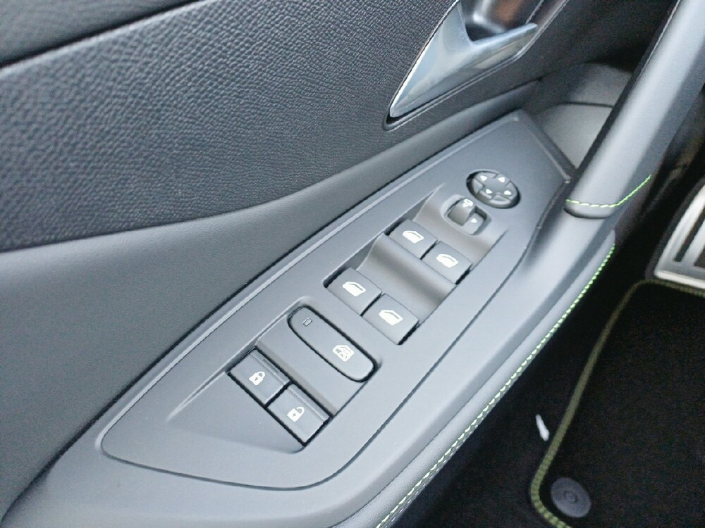 Occasion PEUGEOT 408 408 Hybrid 145 e-DCS6 - GT