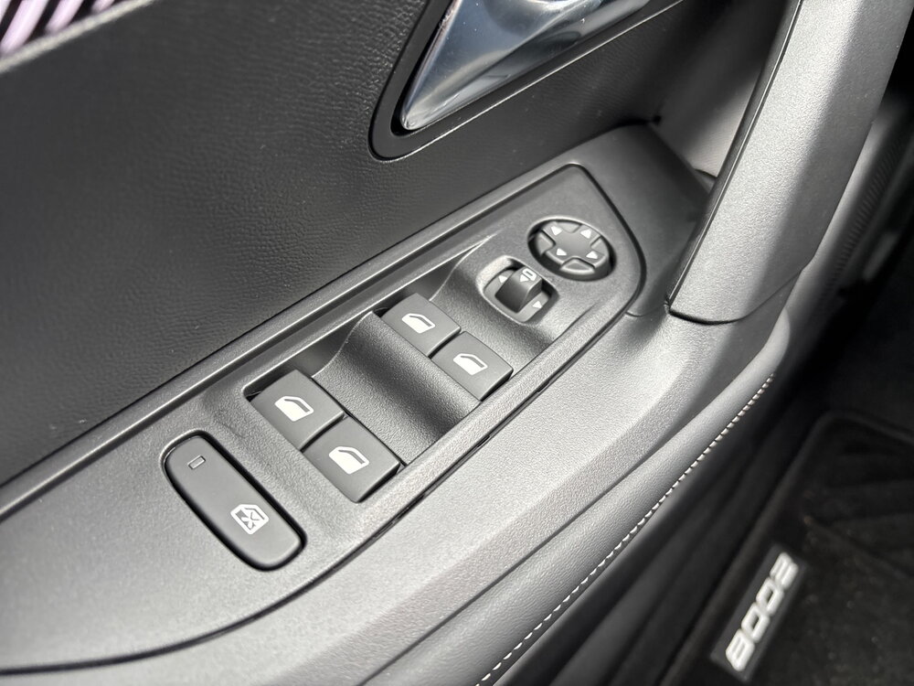 Occasion PEUGEOT 2008 2008 Hybrid 145 e-DCS6 - Allure