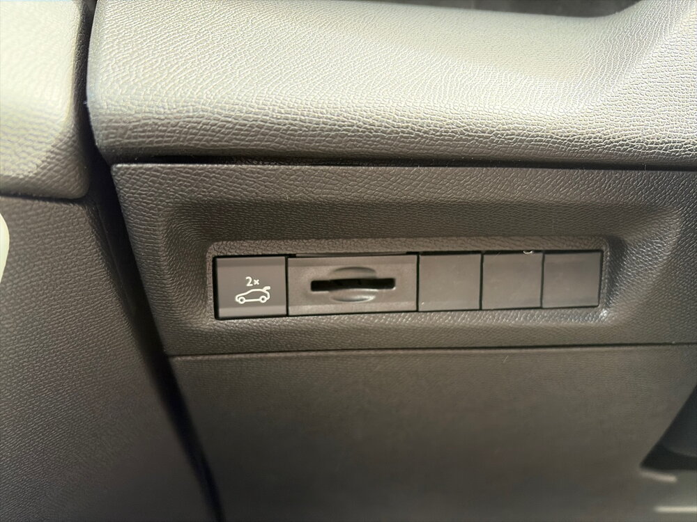Occasion PEUGEOT 408 408 Hybrid 145 e-DCS6 - GT