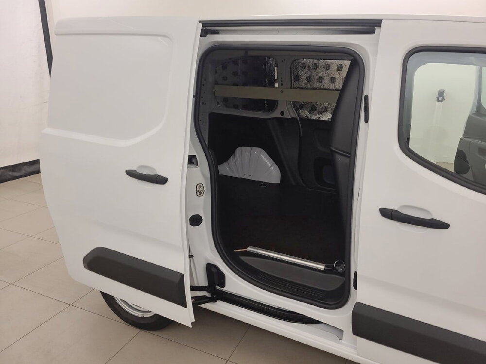 Occasion PEUGEOT Partner PARTNER FOURGON M 950 KG BLUEHDI 100 S&S BVM6