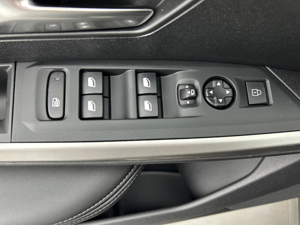 Occasion PEUGEOT 3008 3008 Hybrid 136 e-DCS6 - Allure