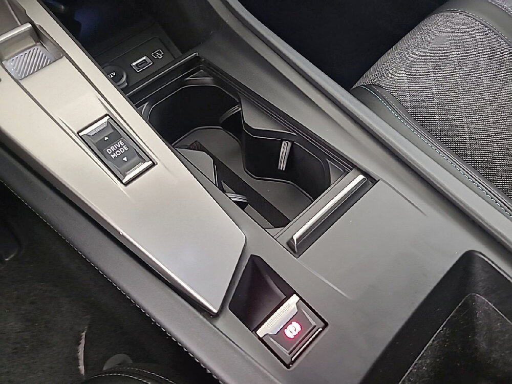 Occasion PEUGEOT 408 408 PHEV 180 e-EAT8 - Allure Pack