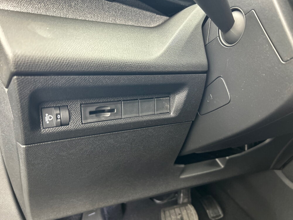 Occasion PEUGEOT 308 308 SW Hybrid 145 e-DCS6 - Allure