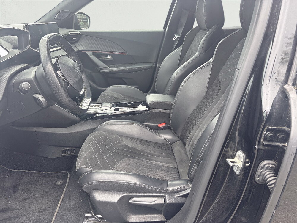 Occasion PEUGEOT 2008 2008 Electrique 136 ch - GT Pack