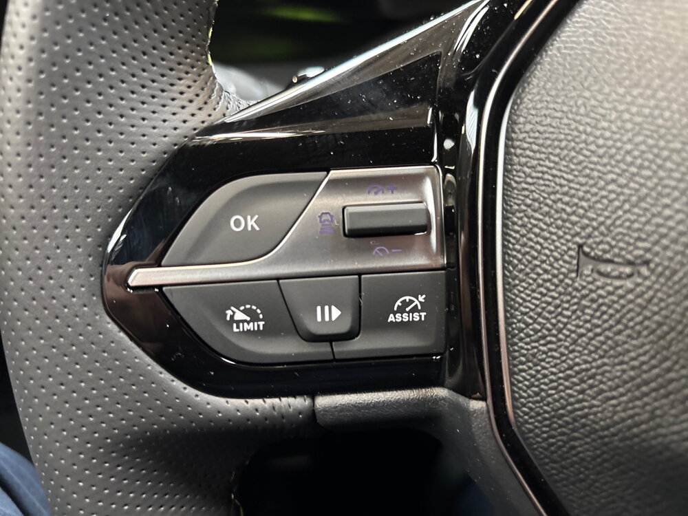 Occasion PEUGEOT 408 408 Hybrid 145 e-DCS6 - GT